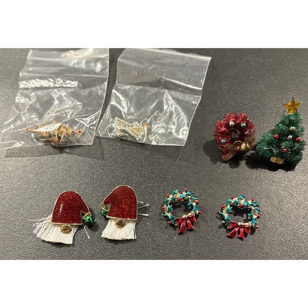Christmas Holiday Lot Of 6 Earrings Brooch Ring Vintage Wreath Trees Santa